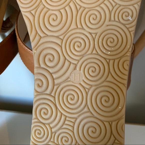 XAppeal Jordyn thong sandals - Picture 3 of 10